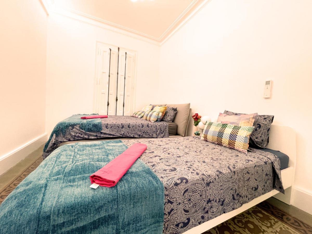 Bcn Centric Rooms Барселона Екстериор снимка