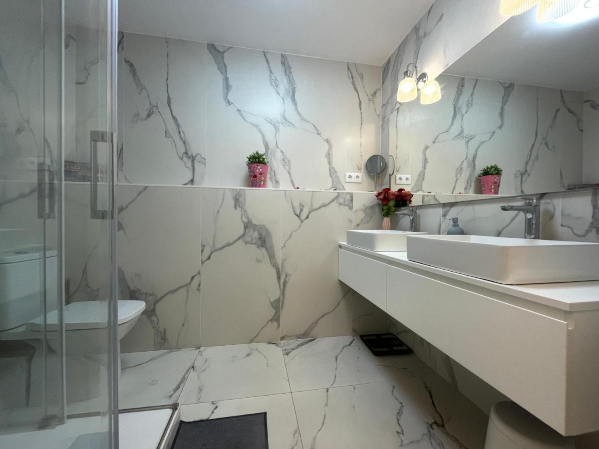 Bcn Centric Rooms Барселона Екстериор снимка